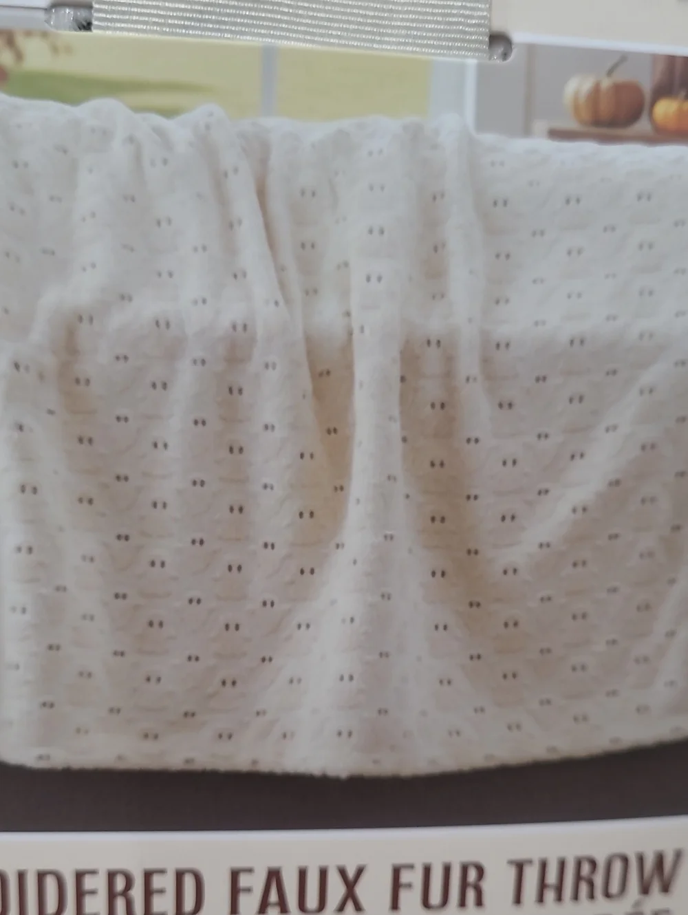 NEW  Viral Ghost Throw Blanket